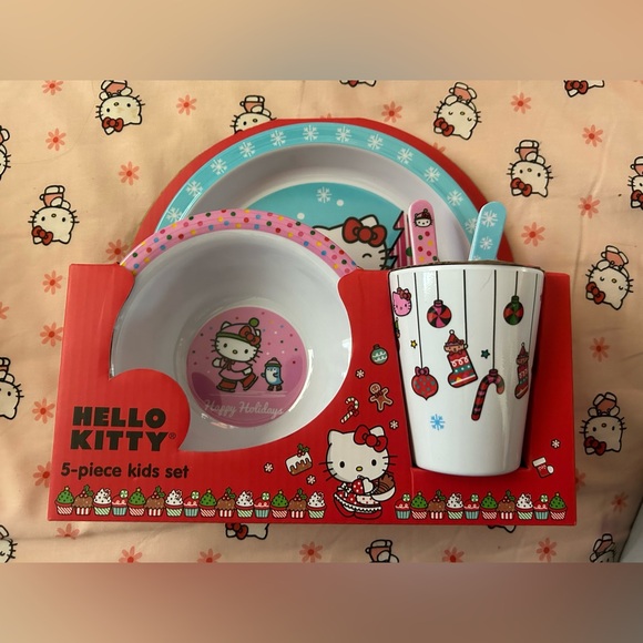 Hello Kitty 5-Piece Kids Set - Picture 1 of 2
